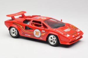 Lamborghini Countach Punainen Bburago 1:18 3047 Metalli — kuva 6 / 8