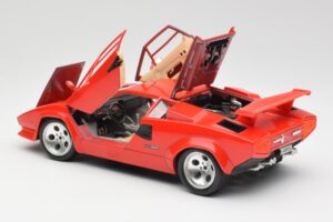 Lamborghini Countach Punainen Bburago 1:18 3047-M1 Metalli — kuva 5 / 8