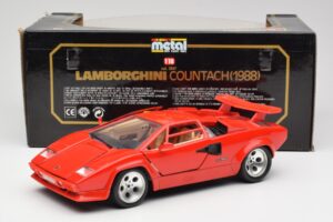 Lamborghini Countach Punainen Bburago 1:18 3047-M1 Metalli — kuva 8 / 8