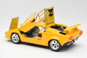 Lamborghini Countach Keltainen Bburago 1:18 3037 Metalli — kuva 5 / 8