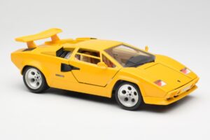 Lamborghini Countach Keltainen Bburago 1:18 3037 Metalli — kuva 6 / 8