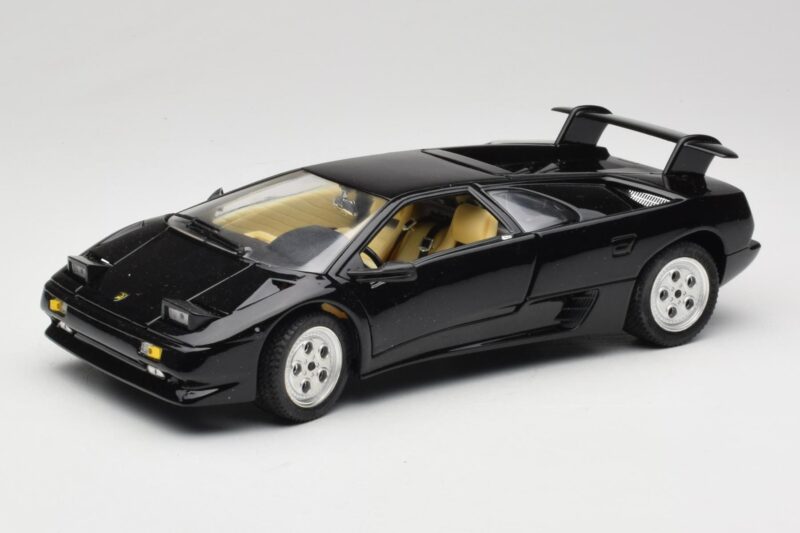 Lamborghini Diablo Musta Mira 1:18 6107 Metalli