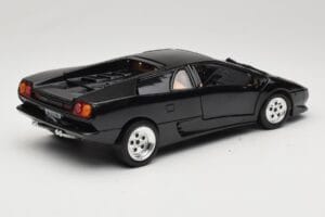 Lamborghini Diablo Musta Tonka 1:18 09035-M1 Metalli — kuva 3 / 8