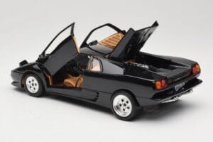 Lamborghini Diablo Musta Tonka 1:18 09035-M1 Metalli — kuva 5 / 8