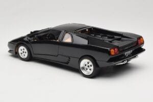 Lamborghini Diablo Musta Tonka 1:18 09035-M1 Metalli — kuva 7 / 8