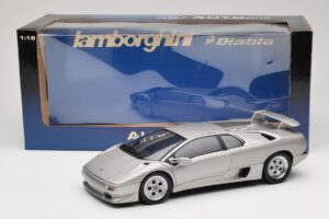 Lamborghini Diablo Hopea AUTOart 1:18 70071 Metalli — kuva 8 / 8