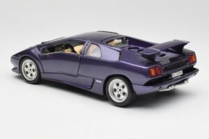 Lamborghini Diablo Violetti Maisto 1:18 3028 Metalli — kuva 7 / 8