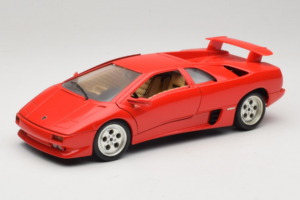Lamborghini Diablo Punainen Bburago 1:18 3041-M1 Metalli