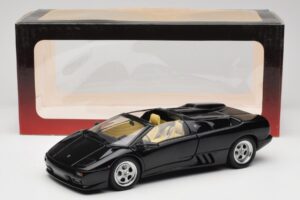 Lamborghini Diablo Roadster Musta AUTOart 1:18 70093-R1 Metalli — kuva 10 / 10