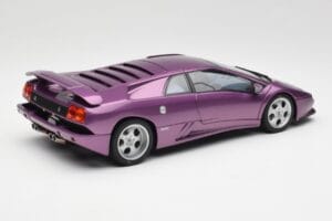Lamborghini Diablo SE30 Anniversary Edition Metallic Violetti AUTOart 1:18 79158 Metalli — kuva 3 / 8