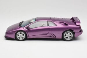 Lamborghini Diablo SE30 Anniversary Edition Metallic Violetti AUTOart 1:18 79158 Metalli — kuva 4 / 8