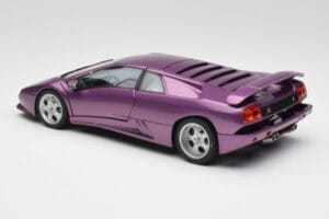 Lamborghini Diablo SE30 Anniversary Edition Metallic Violetti AUTOart 1:18 79158 Metalli — kuva 7 / 8
