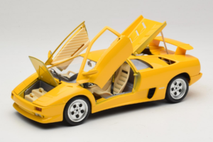 Lamborghini Diablo Keltainen Bburago 1:18 3041-M2 Metalli — kuva 2 / 8
