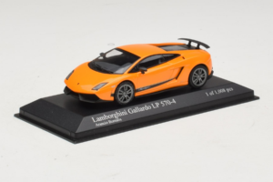 Lamborghini Gallardo LP570-4 Superleggera Oranssi Metallic Minichamps 1:43 400103841 Metalli — kuva 2 / 5