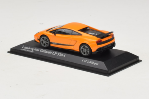 Lamborghini Gallardo LP570-4 Superleggera Oranssi Metallic Minichamps 1:43 400103841 Metalli — kuva 3 / 5