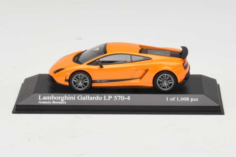 Lamborghini Gallardo LP570-4 Superleggera Oranssi Metallic Minichamps 1:43 400103841 Metalli