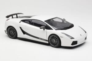 Lamborghini Gallardo Superleggera Monocerus Metallic Valkoinen AUTOart 1:18 74585 Metalli — kuva 6 / 8