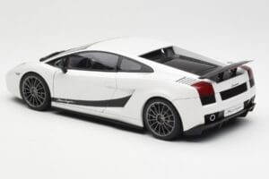 Lamborghini Gallardo Superleggera Monocerus Metallic Valkoinen AUTOart 1:18 74585 Metalli — kuva 7 / 8