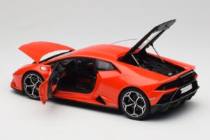 Lamborghini Huracan EVO Arancio Xanto AUTOart 1:18 79214 Komposiitti — kuva 5 / 8