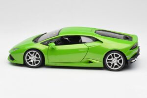 Lamborghini Huracan LP610-4 Vihreä Bburago 1:18 18-11038 Metalli — kuva 4 / 8