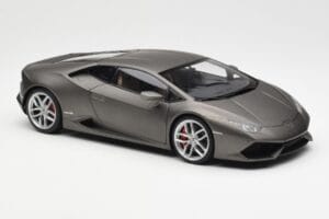Lamborghini Huracan LP610-4 Harmaa AUTOart 1:18 74606 Komposiitti — kuva 6 / 8