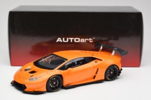 Lamborghini Huracan LP620-2 Super Trofeo Arancio Borealis Pearl Effect Oranssi AUTOart 1:18 81558 Metalli — kuva 8 / 8