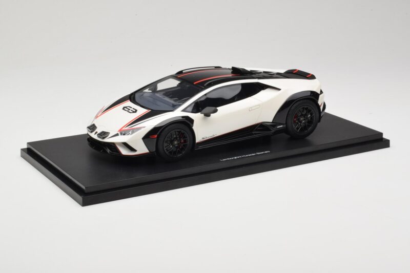 Lamborghini Huracan Sterrato No. 63 Valkoinen TopSpeed 1:18 TS0610 Hartsi