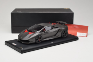 Lamborghini Sesto Elemento Matte Black MR Collection 1:18 LAMB054 Hartsi — kuva 6 / 6