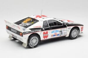 Lancia 037 #1 G. Cunico / E. Bartolich Targa Florio Winner 1983 Kyosho 1:18 08302H Metalli — kuva 3 / 8