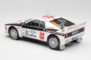 Lancia 037 #1 G. Cunico / E. Bartolich Targa Florio Winner 1983 Kyosho 1:18 08302H Metalli — kuva 7 / 8