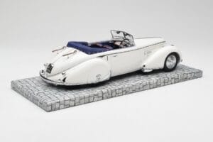 Lancia Astura Tipo 233 Corto Valkoinen Minichamps 1:18 107125330 Hartsi — kuva 2 / 6