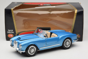 Lancia Aurelia B24 Spider Sininen Bburago 1:18 3010-M1 Metalli — kuva 8 / 8