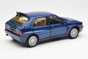 Lancia Delta HF Integrale Evo II Sininen Kyosho 1:18 08341BL Metalli — kuva 3 / 8