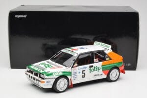 Lancia Delta HF Integrale Evo II Totip #5 A. Aghini / S. Farnocchia Rally Monte Carlo 1993 Kyosho 1:18 08348F Metalli — kuva 8 / 8
