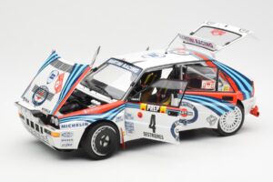 Lancia Delta HF Integrale Evo Martini #4 D. Auriol / B. Occelli Winner Rally Monte Carlo 1992 Kyosho 1:18 08348A Metalli — kuva 2 / 8