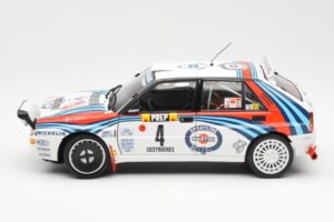 Lancia Delta HF Integrale Evo Martini #4 D. Auriol / B. Occelli Winner Rally Monte Carlo 1992 Kyosho 1:18 08348A Metalli — kuva 4 / 8