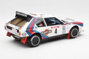 Lancia Delta S4 Martini #4 H. Toivonen / S. Cresto Rally Tour de Corse 1986 AUTOart 1:18 88620 Metalli — kuva 3 / 8