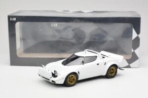 Lancia Stratos HF Stradale Valkoinen Minichamps 1:18 155741700 Metalli — kuva 6 / 6