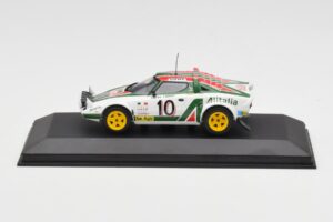 Lancia Stratos #10 Team Alitalia S. Munari / S. Maiga Rally Monte Carlo 1976 Minichamps 1:43 430761210 Metalli