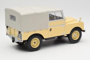 Land Rover 88 Series 1 Hard Top Vaalean Beige MCG 1:18 MCG18368 Metalli — kuva 3 / 6
