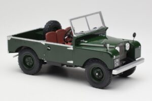 Land Rover 88 Series 1 Open Top Tummanvihreä MCG 1:18 MCG18367 Metalli — kuva 2 / 6
