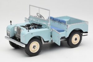 Land Rover 88 Series I RAF Blue Minichamps 1:18 150168908 Metalli — kuva 2 / 8