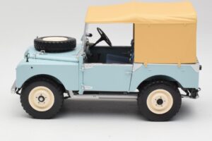 Land Rover 88 Series I RAF Blue Minichamps 1:18 150168908 Metalli — kuva 4 / 8