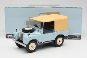 Land Rover 88 Series I RAF Blue Minichamps 1:18 150168908 Metalli — kuva 8 / 8
