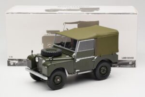 Land Rover 88 Series I Matt Green Minichamps 1:18 150168909 Metalli — kuva 8 / 8