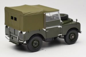Land Rover 88 Series I Matt Green Minichamps 1:18 150168909 Metalli — kuva 3 / 8
