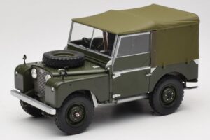 Land Rover 88 Series I Matt Green Minichamps 1:18 150168909 Metalli