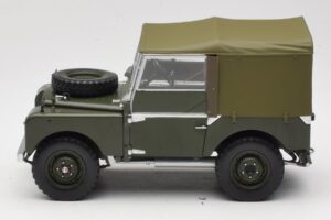 Land Rover 88 Series I Matt Green Minichamps 1:18 150168909 Metalli — kuva 4 / 8