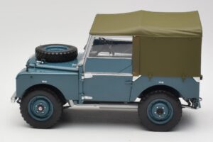 Land Rover 88 Series I Vaaleansininen Minichamps 1:18 150168907 Metalli — kuva 4 / 8