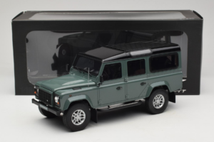 Land Rover Defender Station Wagon Keswick Green GT Spirit 1:18 GT527 Hartsi — kuva 6 / 6
